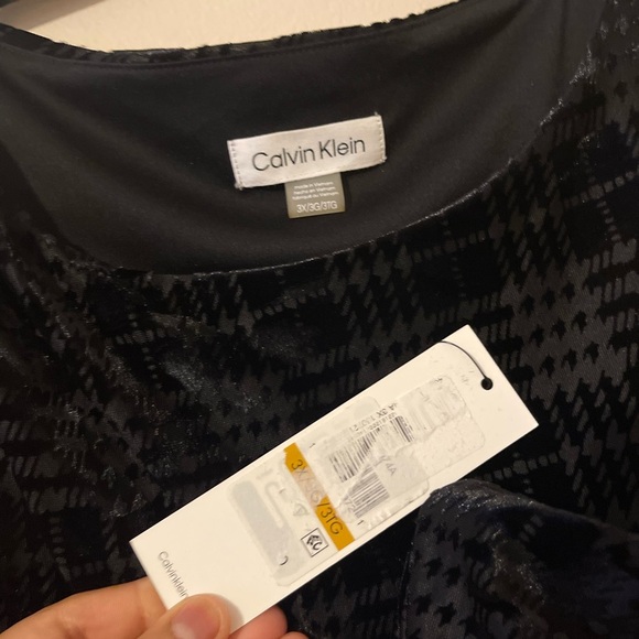 Calvin Klein Plus Size Velvet Printed Crew Neck Elbow Sleeve Draped Top 3X - Picture 4 of 5